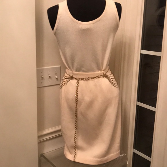 St. John Basic  Skirt - Picture 3 of 6